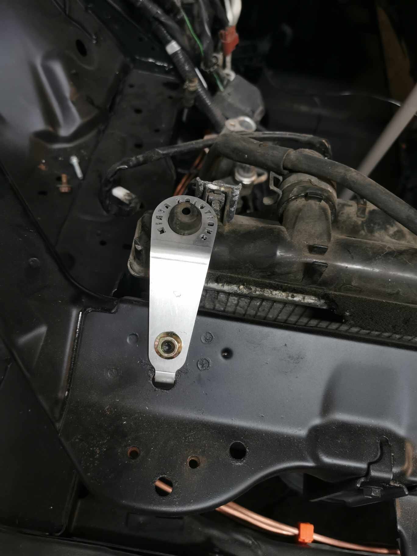 Mocowanie chłodnicy do  Mazda mx5 nb/nbfl