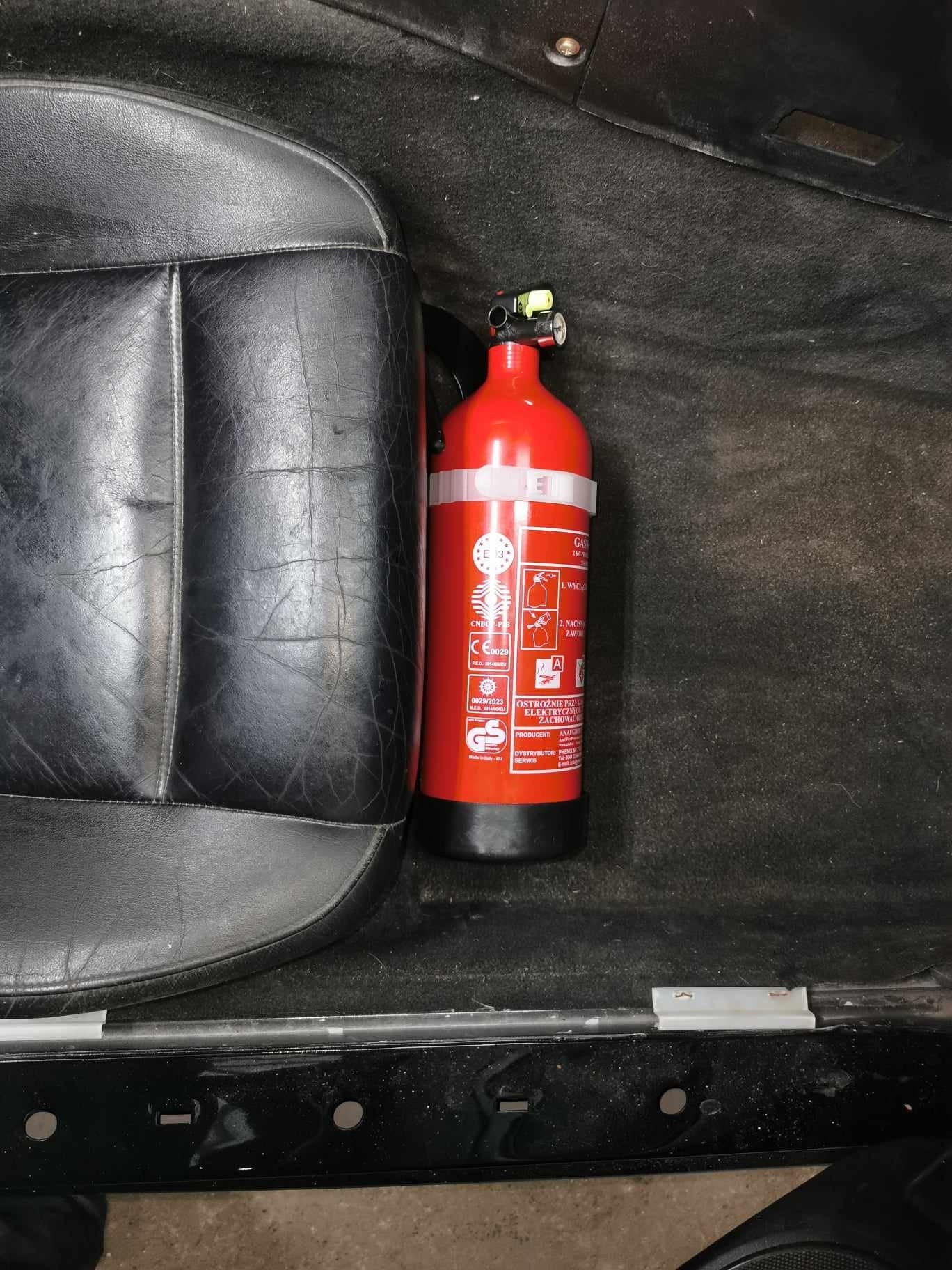 Mocowanie gaśnicy do  Mazda mx-5 na/nb/nbfl